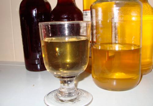 добавление спирта и сахара в вино из ранеток опционально