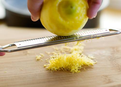 подготовка лимонов для настойки